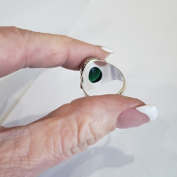 Handmade Green Onyx Gemstone Silver Vintage Antique Ring - Picture 8 of 13